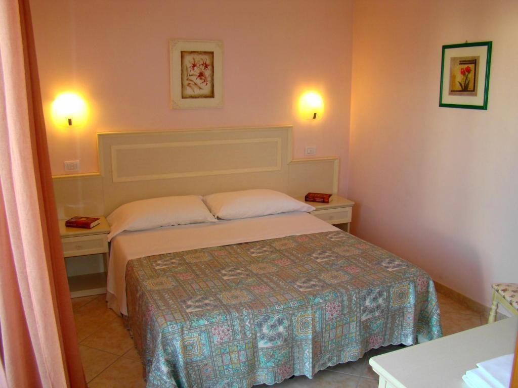 Il Casale Lejlighedshotel Martinsicuro Værelse billede