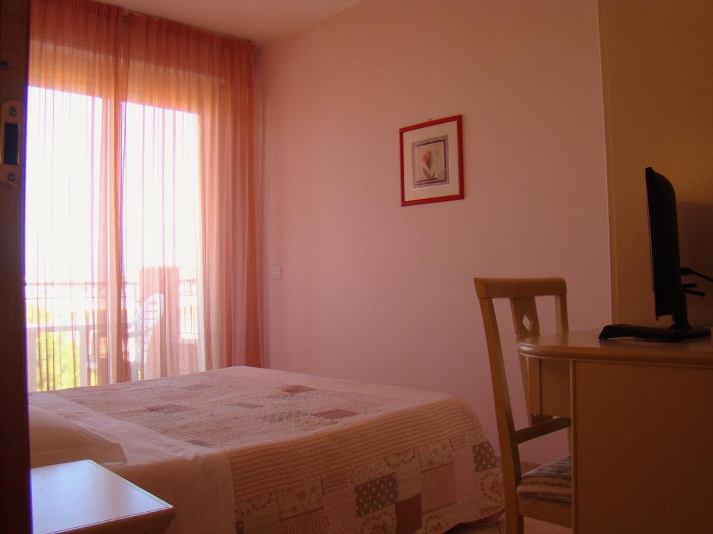 Il Casale Lejlighedshotel Martinsicuro Eksteriør billede